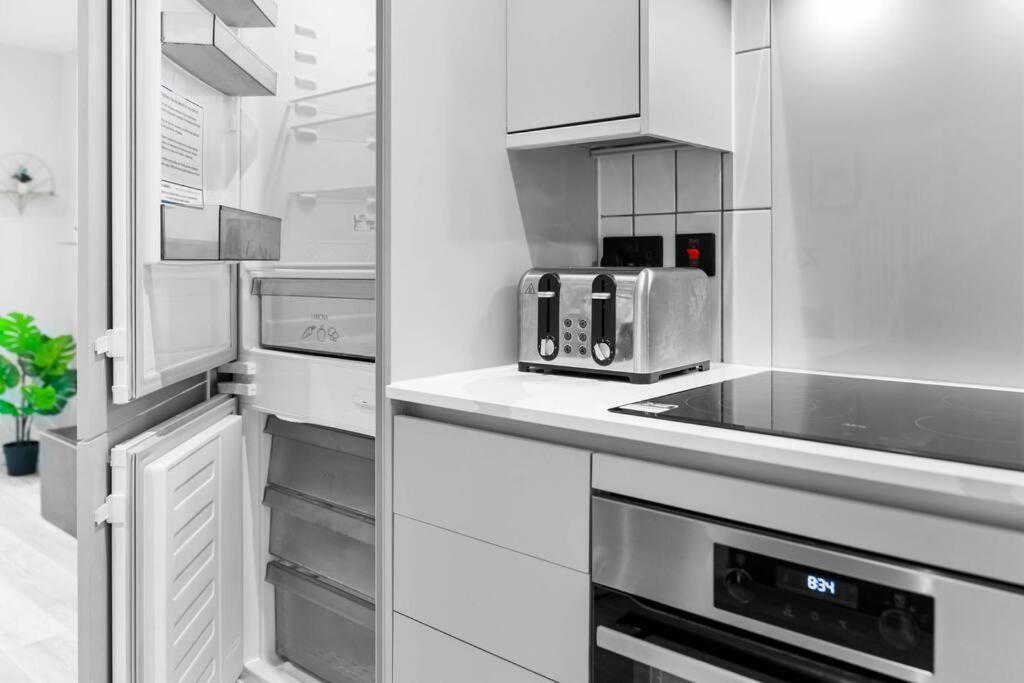 Stylish 2 Bedroom Apartment Close To Everything Birmingham Exterior foto